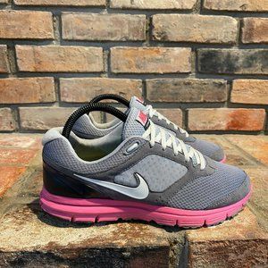 Nike Womens  Low Top Gray Running Shoes Size US 8
